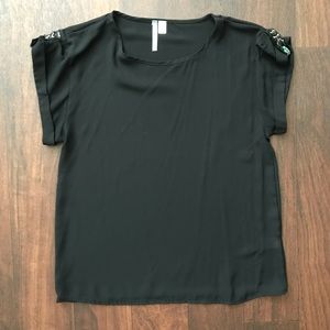 Moonlight by Francesca’s, beaded sleeve top, small